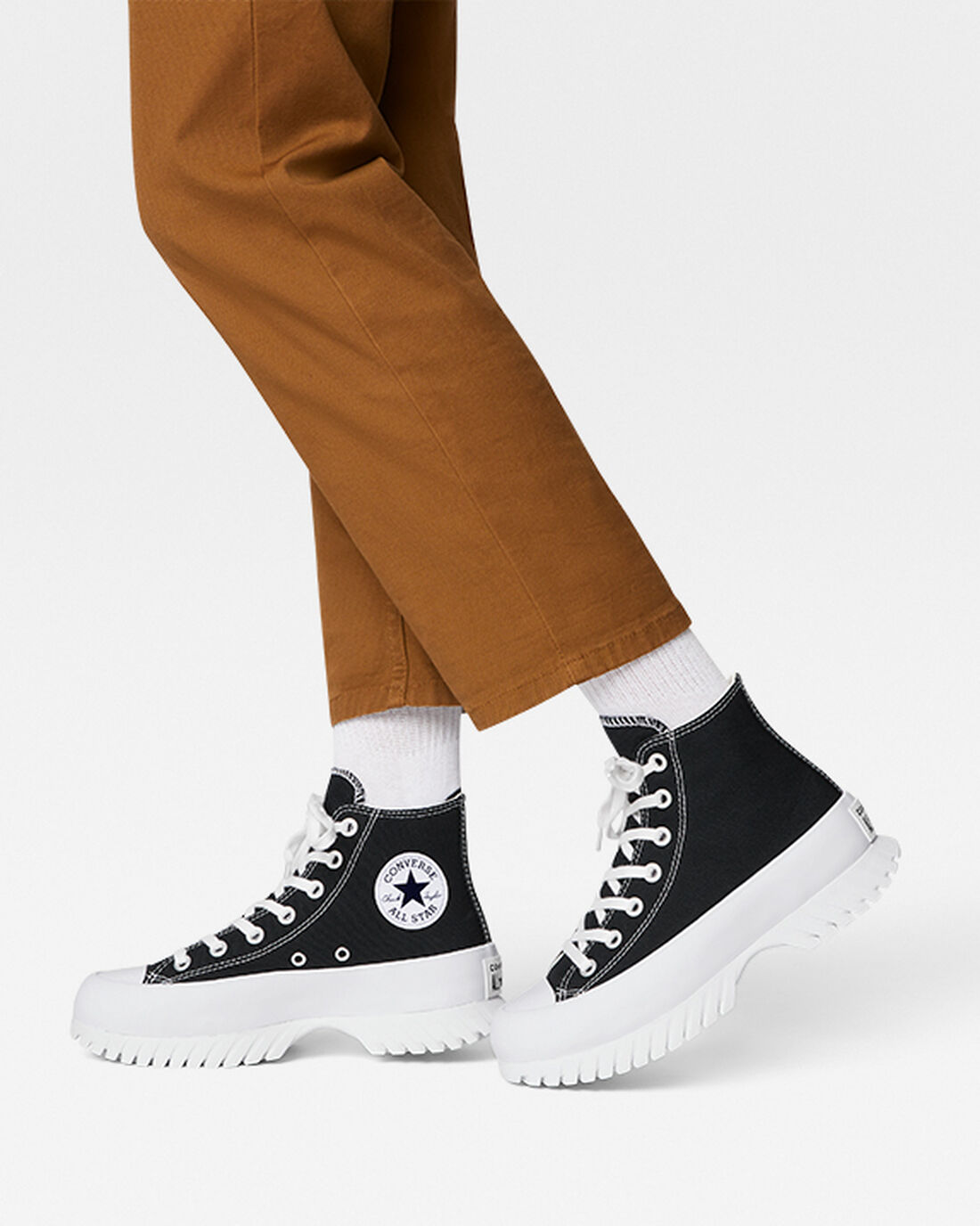 Converse Chuck Taylor All Star Lugged 2.0 Superge Moški Črne Bele | Slovenija-10948